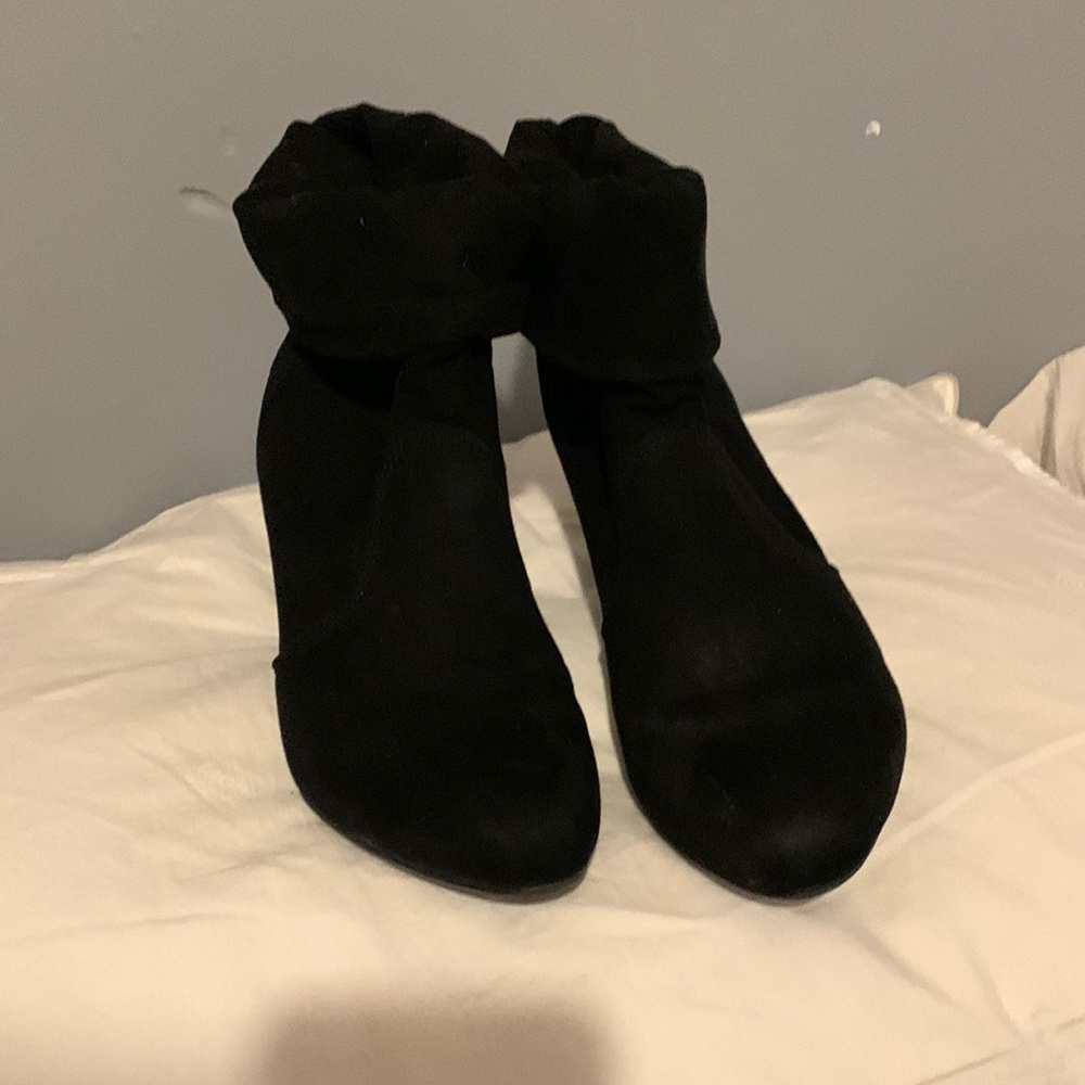 Black heels